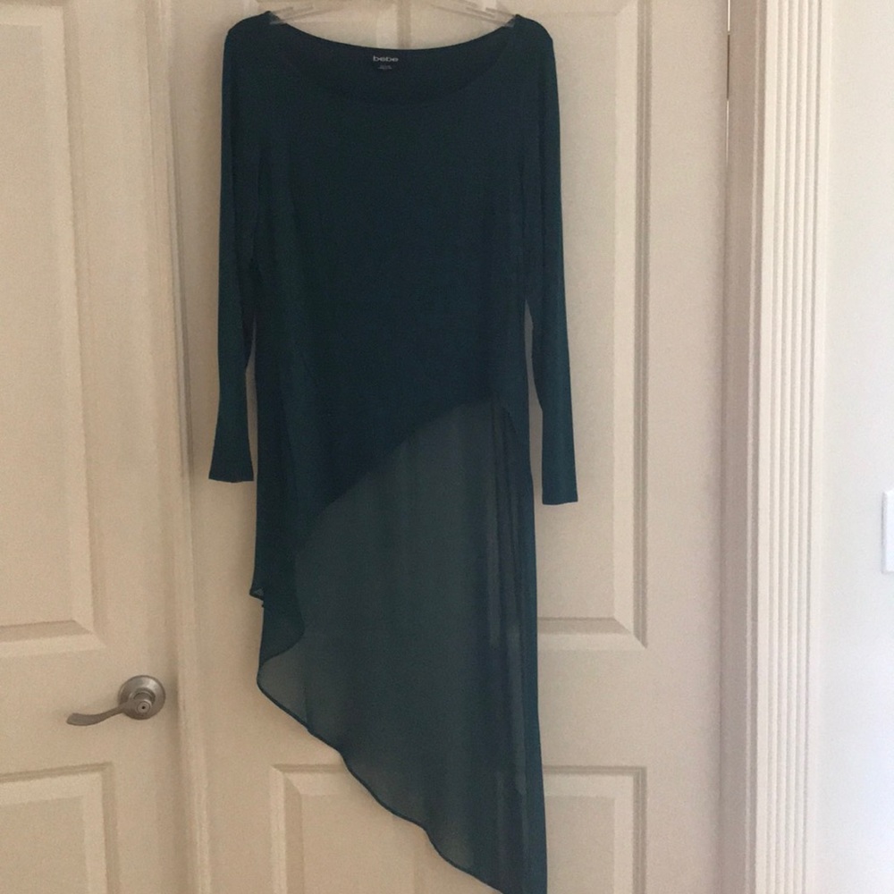 Bebe chiffon back top; dark green